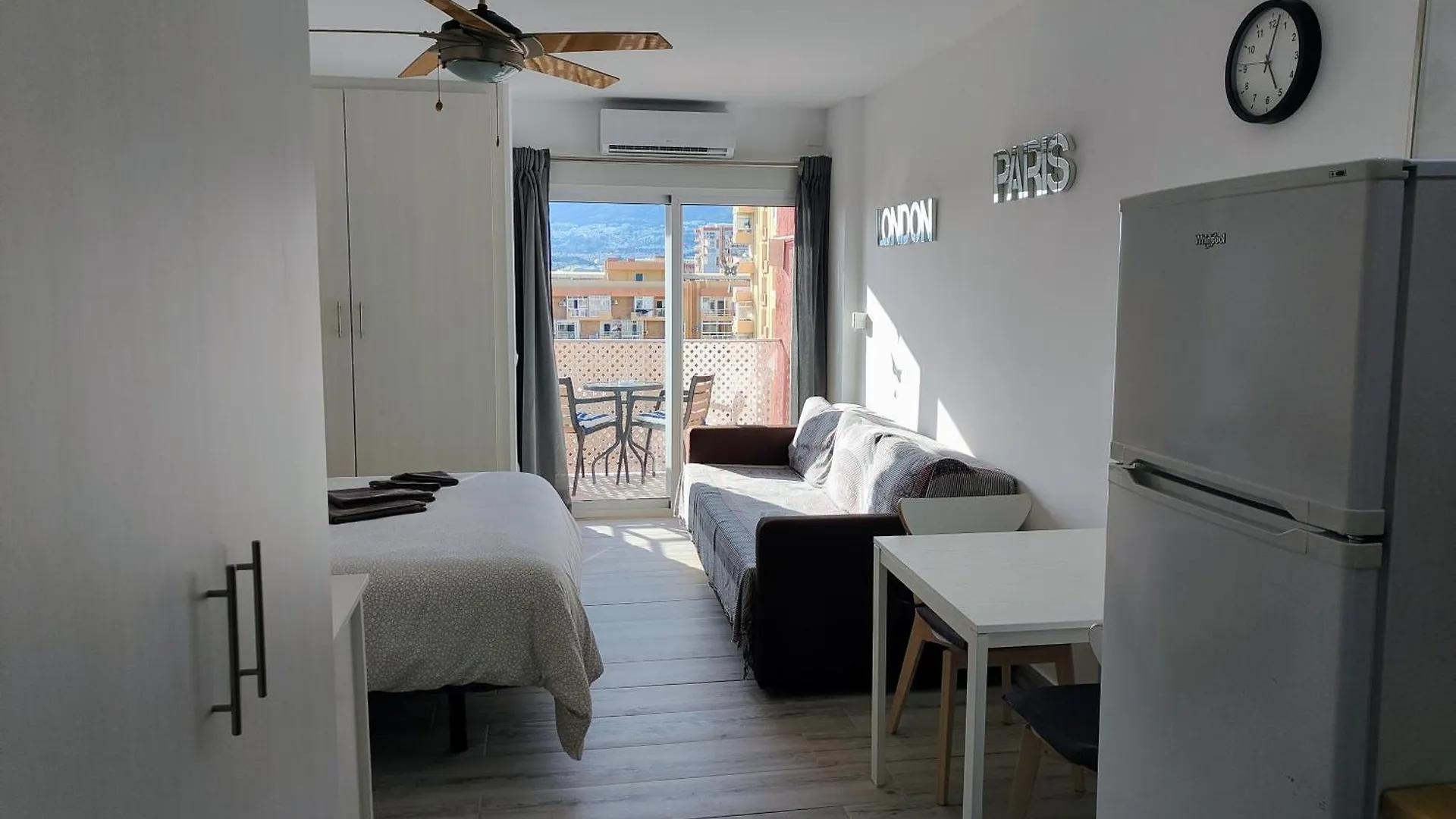 Minerva With Views Of The Sea And Benalmadena Apartman