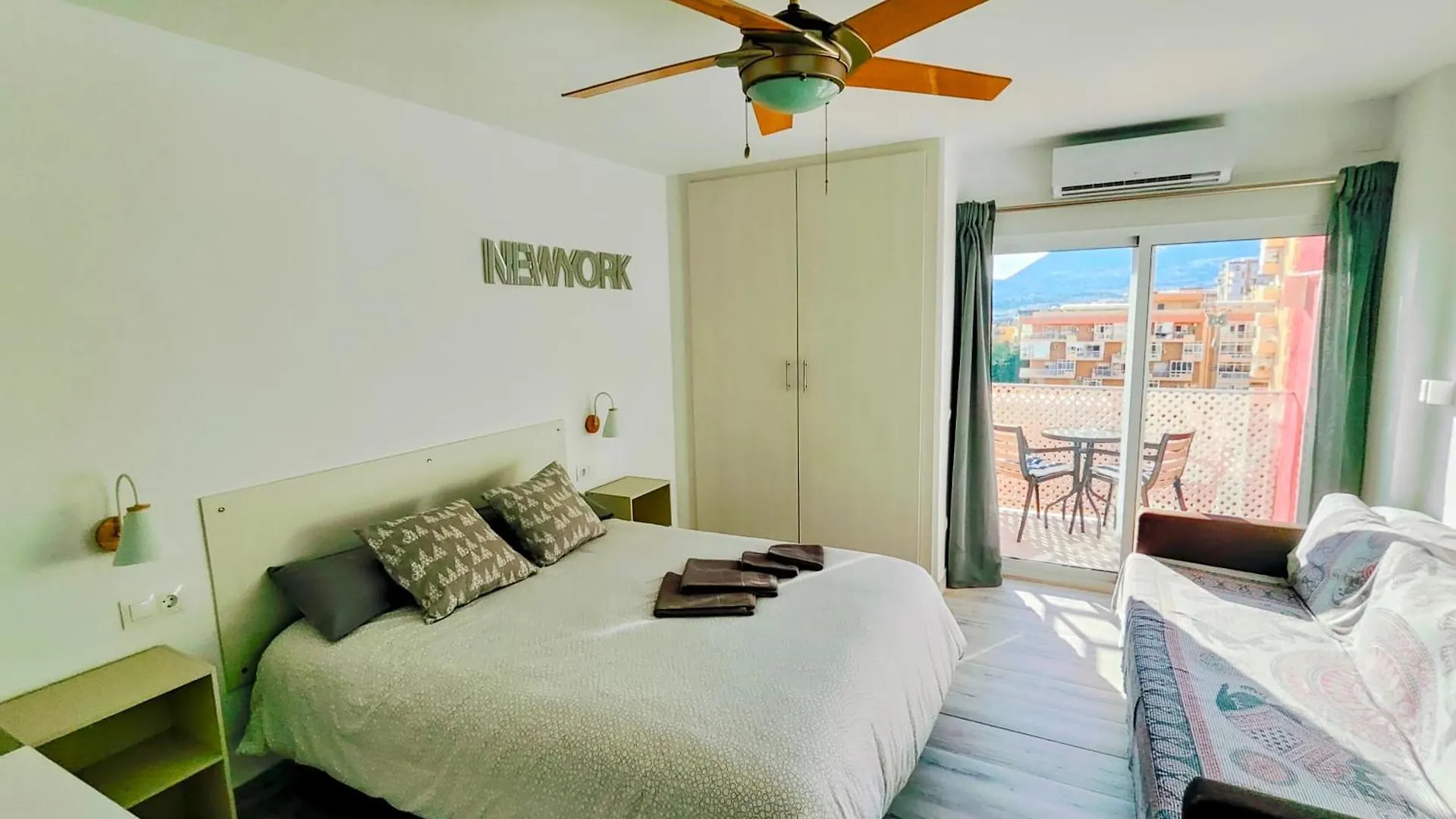 Minerva With Views Of The Sea And Benalmadena Apartman